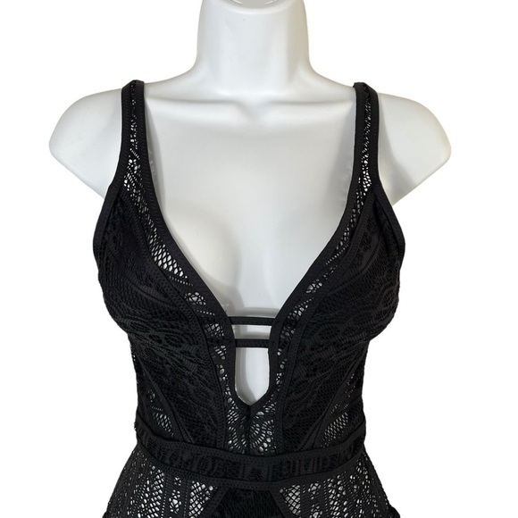 BECCA Color Play Crochet Lace One-Piece Swimsuit - Picture 5 of 9